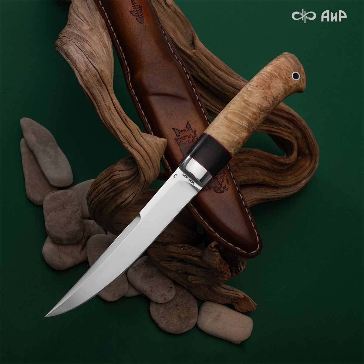 Финка Нью (наборная: стабилизированный граб, стабилизированный кап клена натуральный, фибра красная, алюмин.втулка, авторские ножны, кастомная заточка) CPR, № 01 - Компания «АиР»