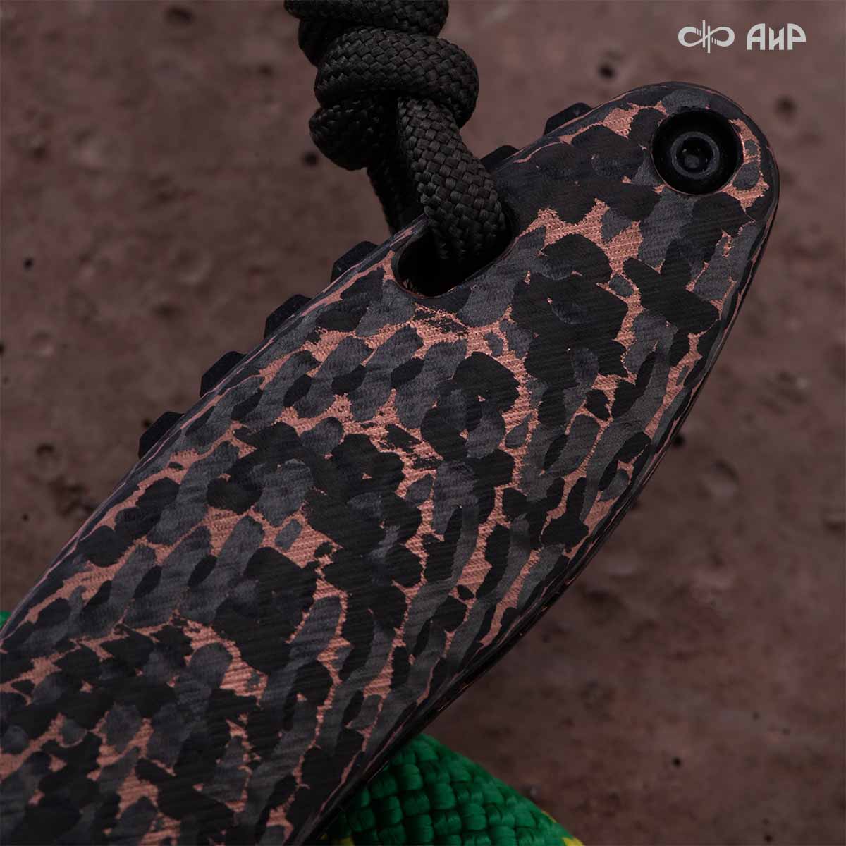 Хантер (фэткарбон змеиная кожа, медь, кастомная заточка) дамасская сталь ZDI-1016 - Компания «АиР»