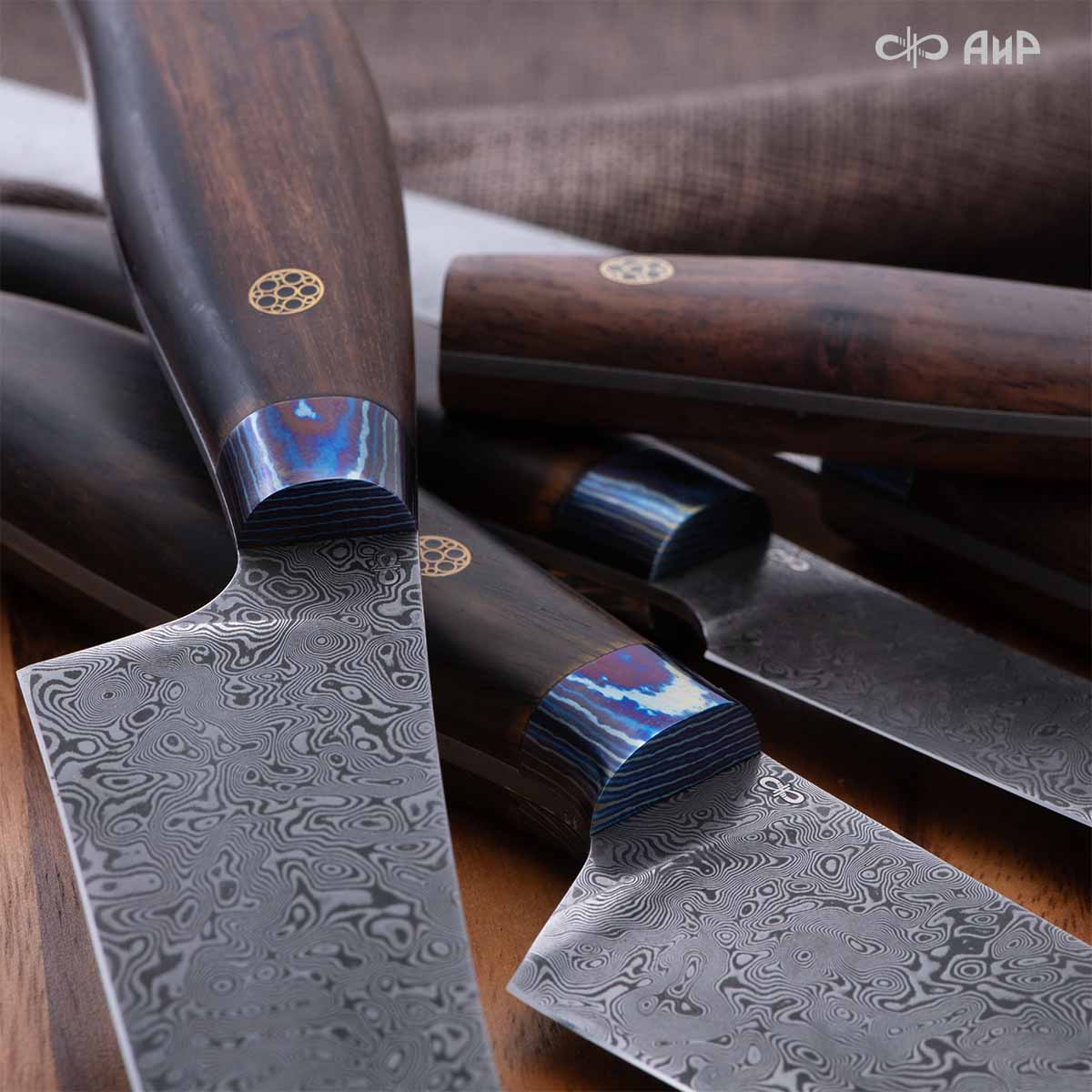 Набор Поварской-5 ЦМ (стабилизированный палисандр, ZlaTi, мозаичные пины, кожаный кейс) дамасская сталь ZDI-1016 - Компания «АиР»