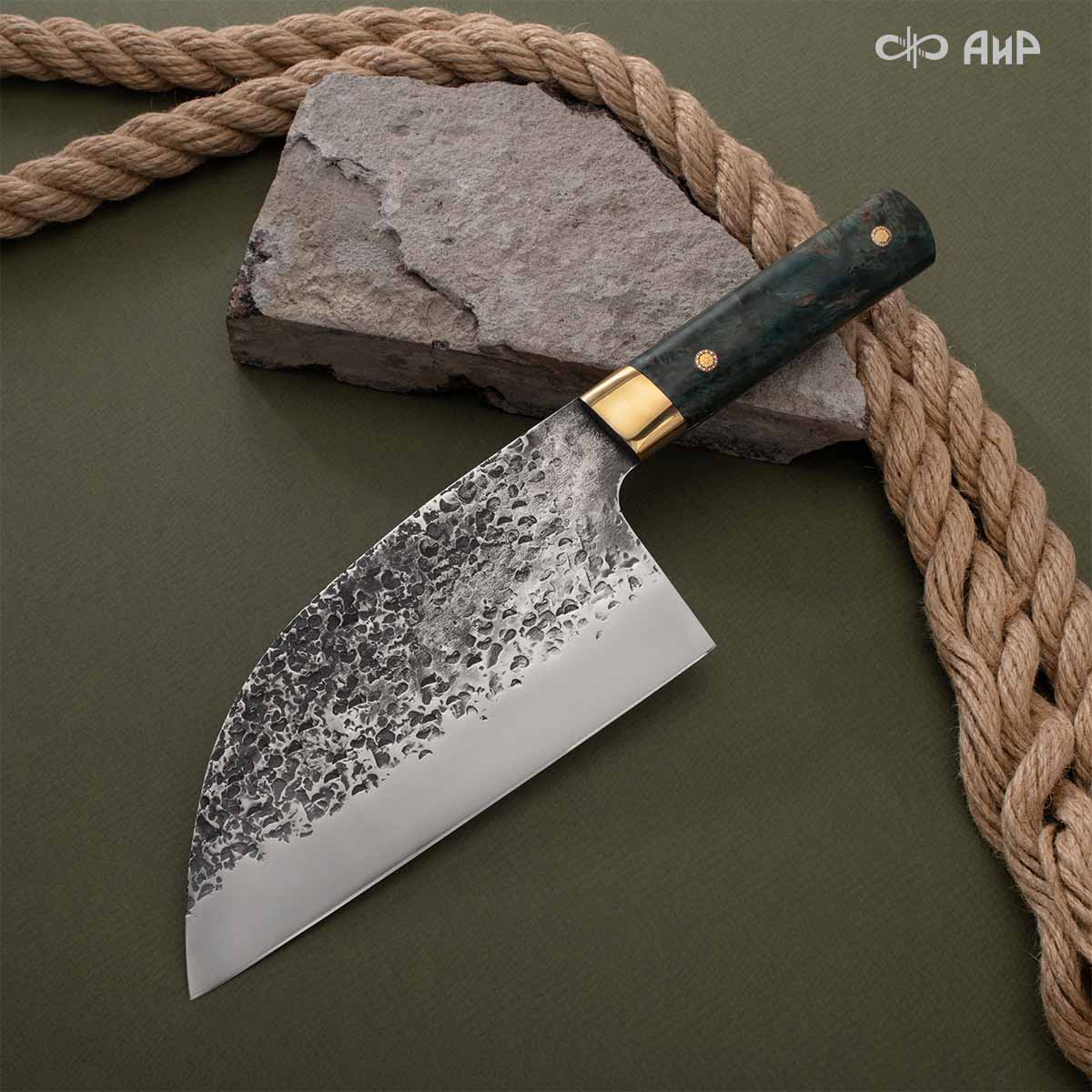 Сербский нож ЦМ (стабилизированная карельская береза зеленая, латунь, кастомная заточка) - Компания «АиР»