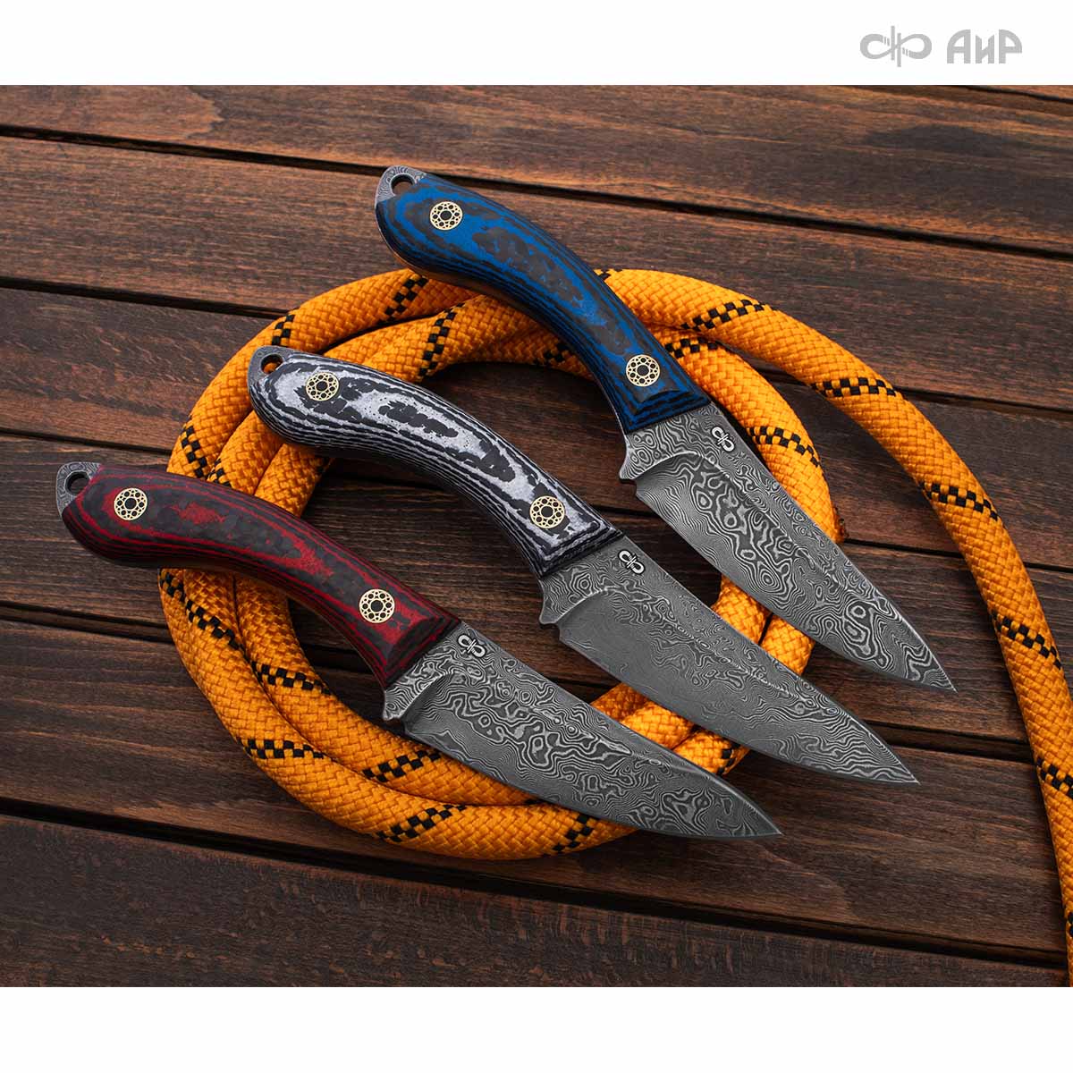 Шейный (карбон зебра красный, мозаичные пины) дамасская сталь ZDI-1016 - Компания «АиР»