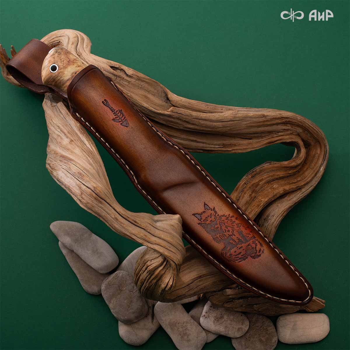 Финка Нью (наборная: стабилизированный граб, стабилизированный кап клена натуральный, фибра красная, алюмин.втулка, авторские ножны, кастомная заточка) CPR, № 01 - Компания «АиР»