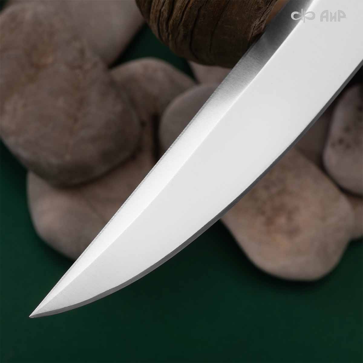 Финка Нью (наборная: стабилизированный граб, стабилизированный кап клена зеленый, фибра синяя, алюмин.втулка, авторские ножны, кастомная заточка) CPR, № 04 - Компания «АиР»