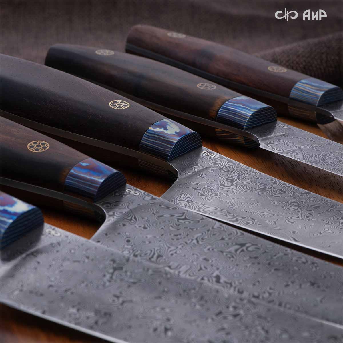 Набор Поварской-5 ЦМ (стабилизированный палисандр, ZlaTi, мозаичные пины, кожаный кейс) дамасская сталь ZDI-1016 - Компания «АиР»