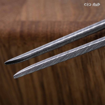 Набор Стейковый (нож и вилка, стабилизированный ореховый кап, мокуме гане, медная втулка, кастомная заточка) дамасская сталь ZD-0803, узор твист - Компания «АиР»