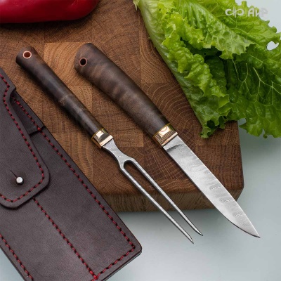 Набор Стейковый (нож и вилка, стабилизированный ореховый кап, мокуме гане, медная втулка, кастомная заточка) дамасская сталь ZD-0803, узор твист - Компания «АиР»