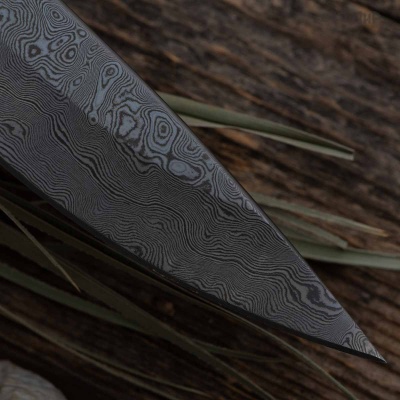 Пескарь ЦМ (Mercorne черный, перо, мозаичные пины, ножны люкс) дамасская сталь ZD-0803 - Компания «АиР»