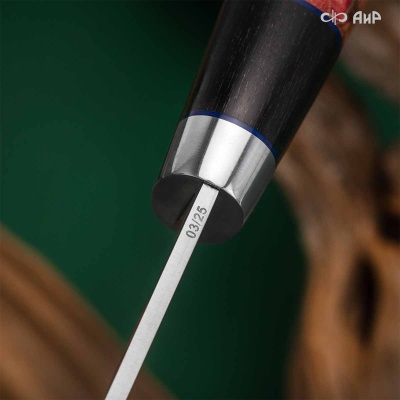 Финка Нью (наборная: стабилизированный граб, стабилизированный кап клена красный, фибра синяя, алюмин.втулка, авторские ножны, кастомная заточка) CPR, № 03 - Компания «АиР»