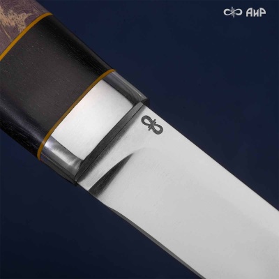 Финка Нью (наборная: стабилизированный граб, стабилизированный кап клена фиолетовый, фибра желтая, алюмин.втулка, авторские ножны, кастомная заточка) K390, № 07 - Компания «АиР»