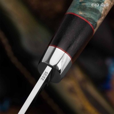 Финка Нью (наборная: стабилизированный граб, стабилизированный кап клена зеленый, фибра красная, алюмин.втулка, авторские ножны, кастомная заточка) 100Х13М, № 22 - Компания «АиР»