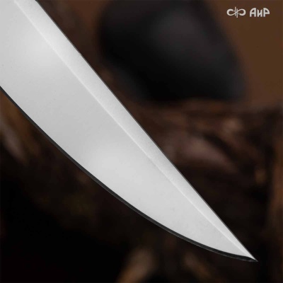 Финка Нью (наборная: стабилизированный граб, стабилизированный кап клена коричневый, фибра синяя, алюмин.втулка, авторские ножны, кастомная заточка) 100Х13М, № 24 - Компания «АиР»