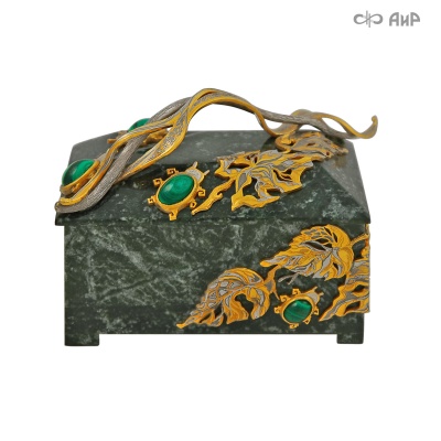 Шкатулка из змеевика с кабошонами малахита Светлячки, Артикул: 21559 - Компания «АиР»