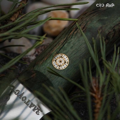 Снегирь (стабилизированная карельская береза зеленая) - Компания «АиР»