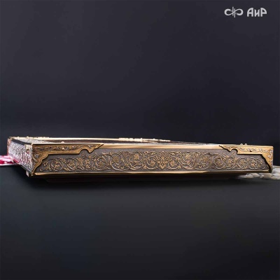 Икона Божией Матери Всецарица (Пантанасса) в окладе и киоте, Артикул: 39149 - Компания «АиР»