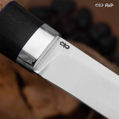 Финка Нью (наборная: стабилизированный граб, стабилизированный кап клена натуральный, фибра синяя, алюмин.втулка, авторские ножны, кастомная заточка) N690, № 17 - Компания «АиР»