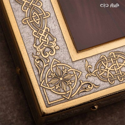 Икона в окладе Казанская Божья Матерь, Артикул: 38926 - Компания «АиР»