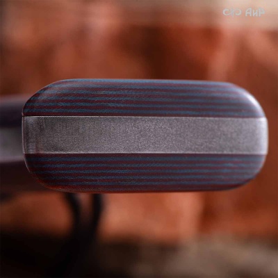 Уралмаш тесак (микарта красно-синяя, паракорд с темлячным узлом, кастомная заточка) дамасская сталь ZD-0801, узор ступени - Компания «АиР»