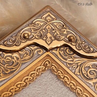  Святое Евангелие в окладе, Артикул: 38848 - Компания «АиР»