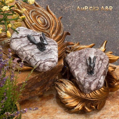  Сувенир Лис на камне, галька, серебро, Артикул: AF0000012781 - Компания «АиР»