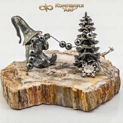 Сувенир Снежный гном, магнетит, окаменелое дерево, Артикул: 35147 - Компания «АиР»