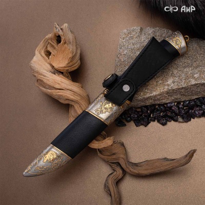 Нож Бекас с сюжетом Лесные волки, комбинированные ножны, Артикул: 39236 - Компания «АиР»