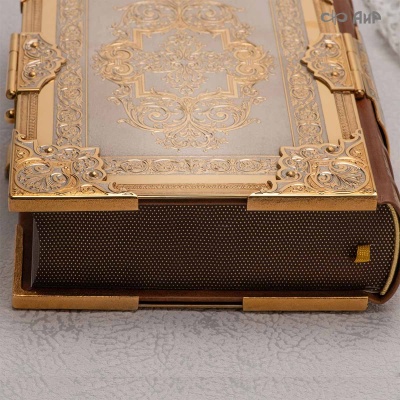 Библия в окладе, Артикул: 38900  - Компания «АиР»