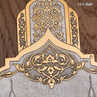 Коран на арабском языке в окладе с зелеными алпанитами, в коробке с декоративной накладкой , Артикул: 39178 - Компания «АиР»