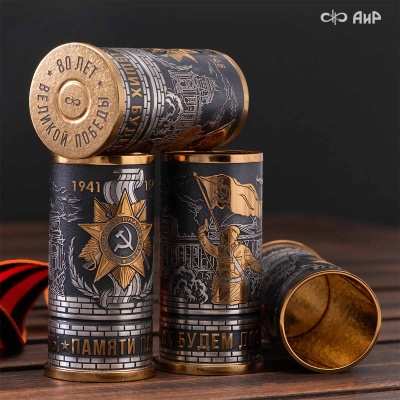  Набор 80 лет Великой Победы (нож Финка-2 с золотом, 40Х10С2М, стопка) Артикул: 39063, 39064 - Компания «АиР»