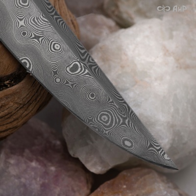 Финка Нью (наборная: стабилизированный граб, стабилизированный кап клена фиолетовый, фибра желтая, алюмин.втулка, авторские ножны, кастомная заточка) ZDI-1016, узор пирамида № 12 - Компания «АиР»