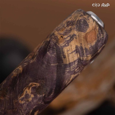 Финка Нью (наборная: стабилизированный граб, стабилизированный кап клена фиолетовый, фибра желтая, алюмин.втулка, авторские ножны, кастомная заточка) 100Х13М, № 25 - Компания «АиР»